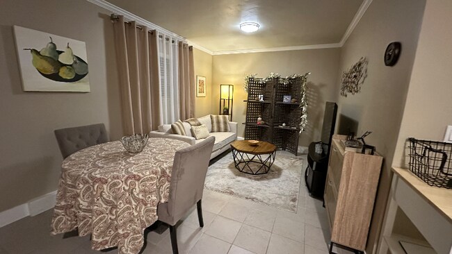 Building Photo - 1373 Idaho St