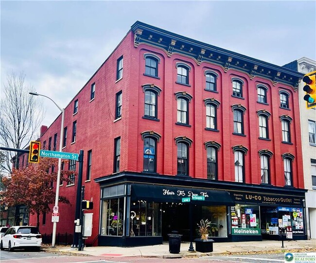 Primary Photo - 200 Northampton St