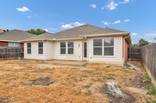Building Photo - 9641 Olivia Dr