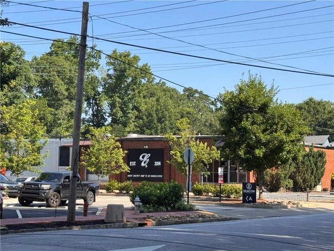 Building Photo - 371 Grant Cir SE