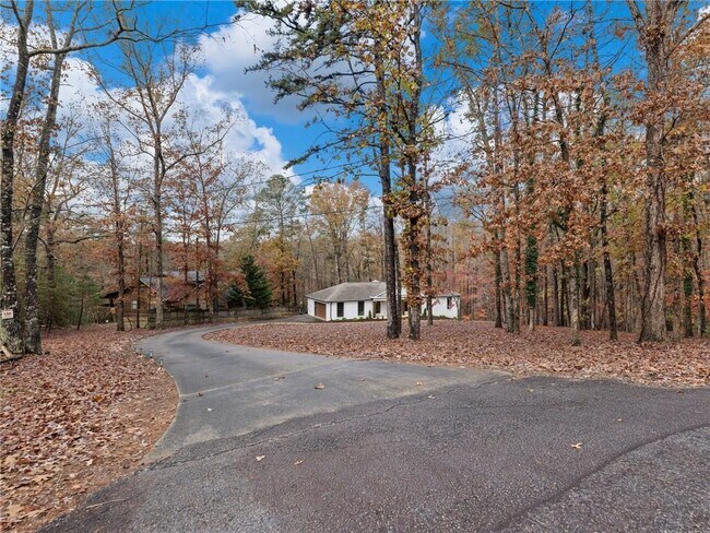 Building Photo - 7328 Ivy Cir