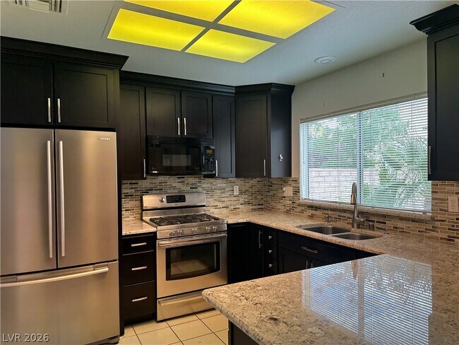 Building Photo - 3013 Hawksdale Dr