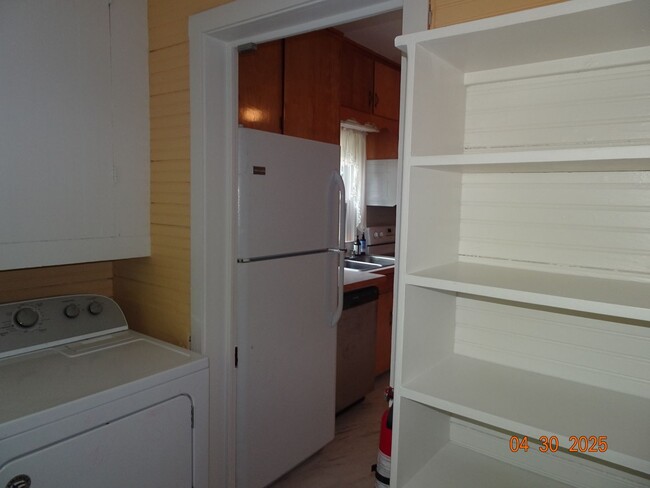 Building Photo - 2 Story Home in Toano VA for Rent