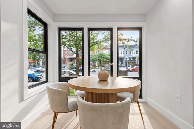 Building Photo - 3923 14th St NW