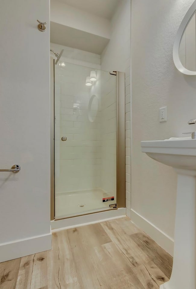 Building Photo - 14936 E Hampden Ave