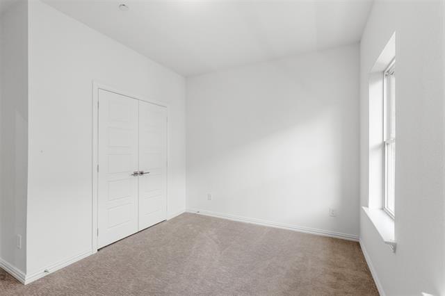 Building Photo - 2406 Ash Ln