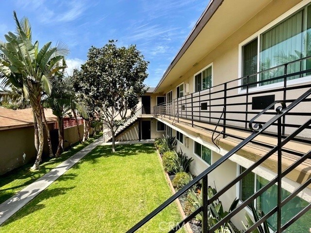 Building Photo - 12437 Harris Ave