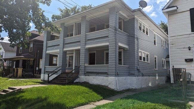 Primary Photo - 759 Erie St S