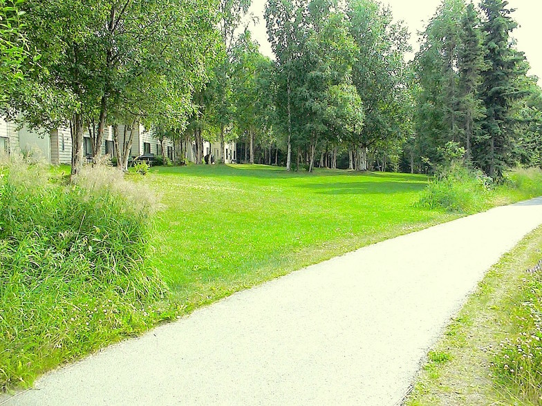 Bike Trail - Creekside Terrace