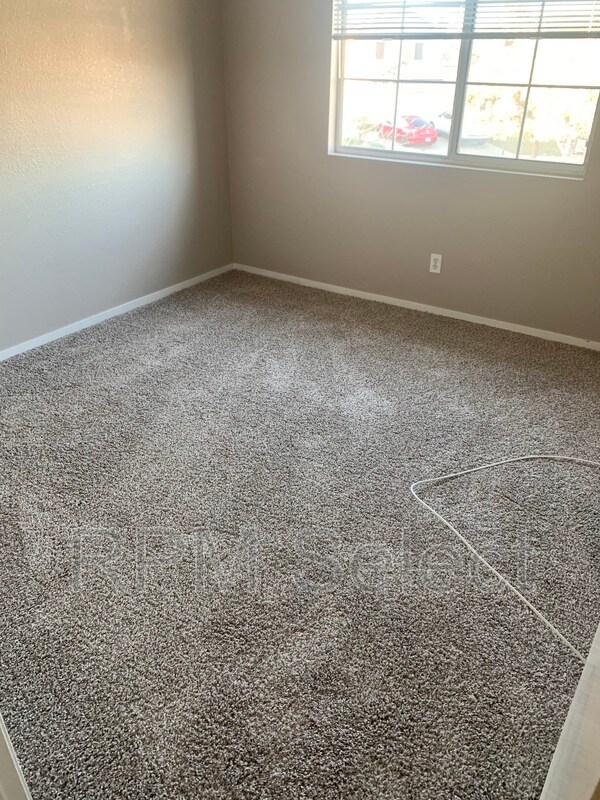 Building Photo - 4932 Chaps Ct