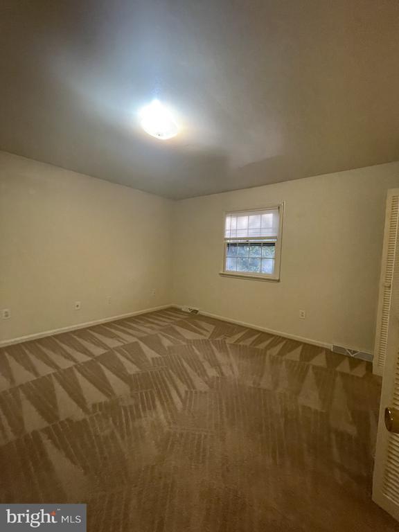 Building Photo - 547 Willis St