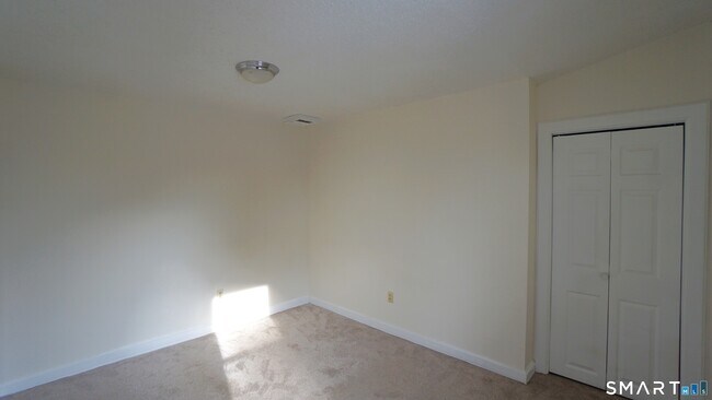 Building Photo - 42 Woodbridge St