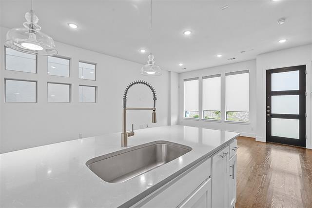 Building Photo - 4906 McGill Dr.