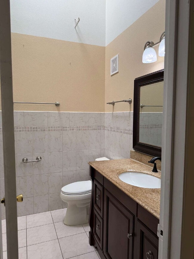 Building Photo - 3245 Nederland Ln