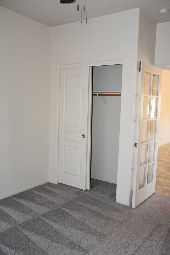Building Photo - 4520 Leisure Ln