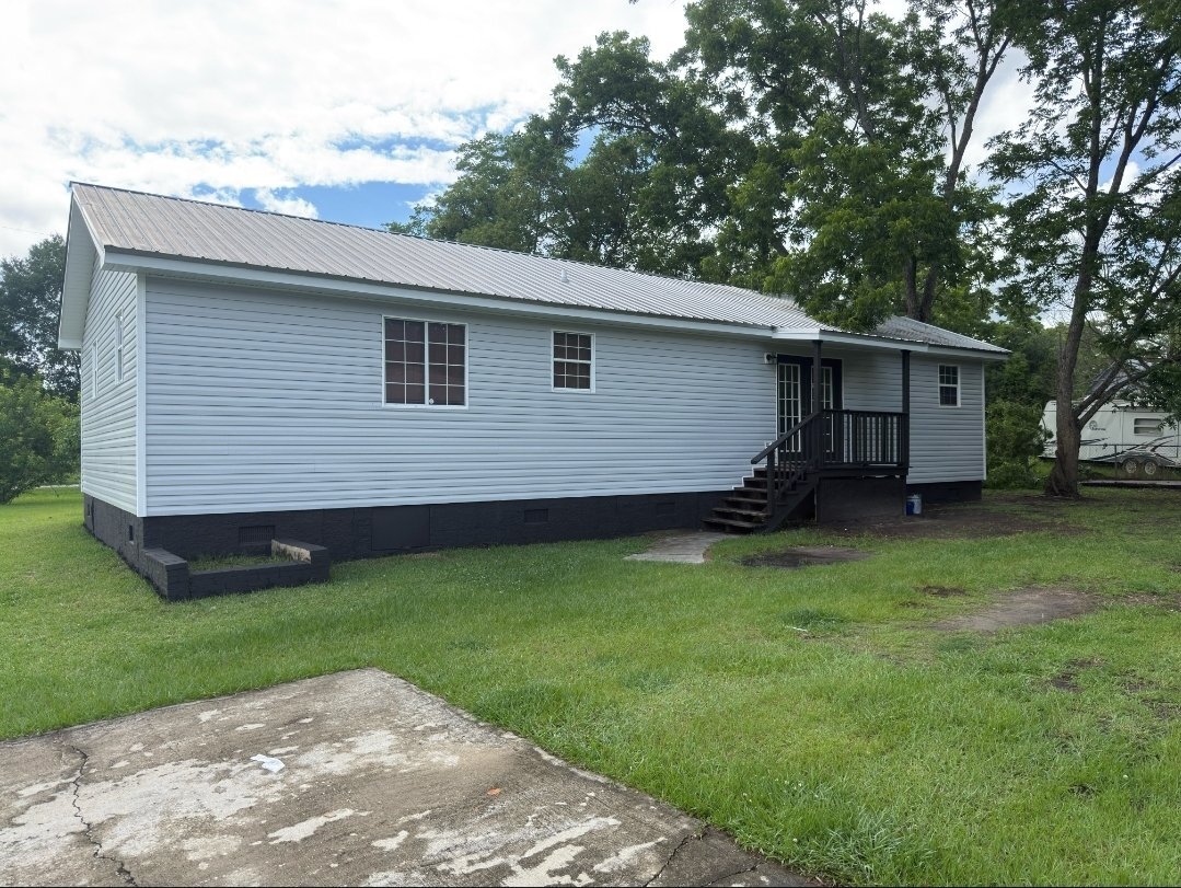 Building Photo - 3109 Cabin St