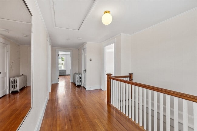 Building Photo - 300 Manet Ave