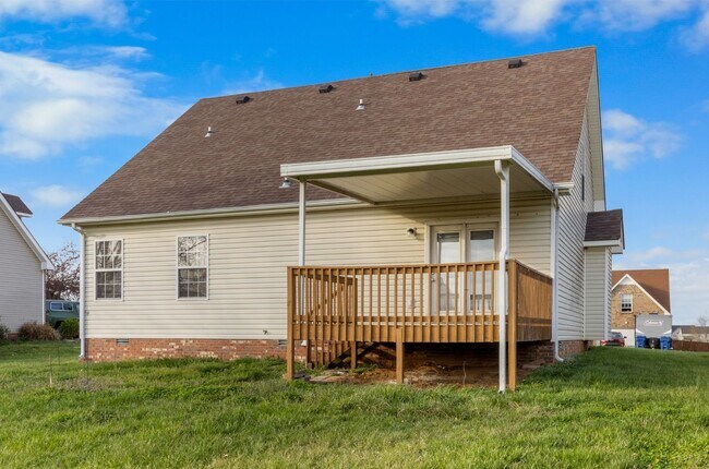 Building Photo - 1566 Autumn Dr