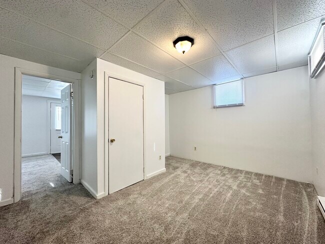 Building Photo - 123 High St