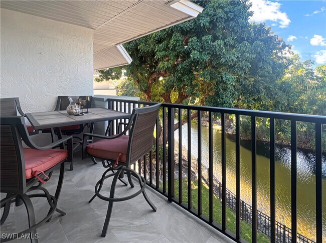 Building Photo - 600 Neapolitan Way