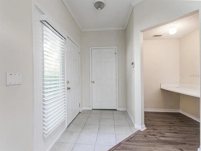 Building Photo - 10000 SW 52nd Ave