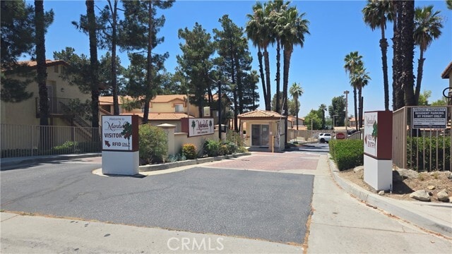 Building Photo - 1365 Crafton Ave
