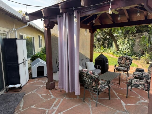 Building Photo - Pleasanton Valley 4 bed, 2 bath with a Unique Touch: Koi Pond