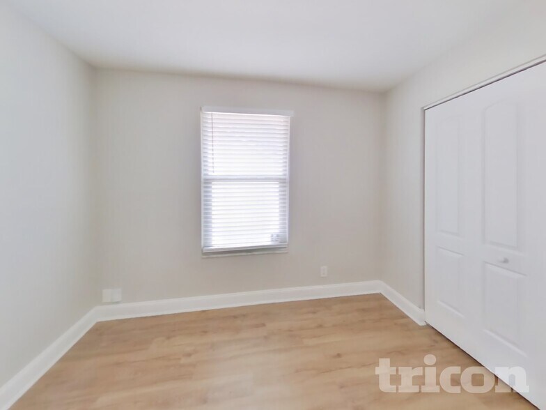 Building Photo - 6047 Carla Ct