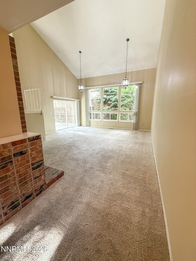 Building Photo - 4011 Bluegrass Ct