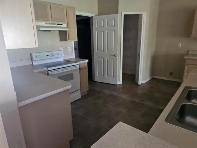 Building Photo - 7 Haddock Way