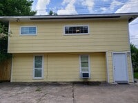Building Photo - 2612 Mc Nay Dr