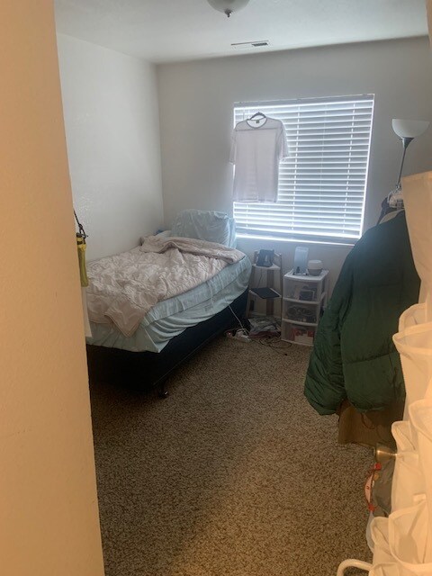 Building Photo - 104 W 1230 N St