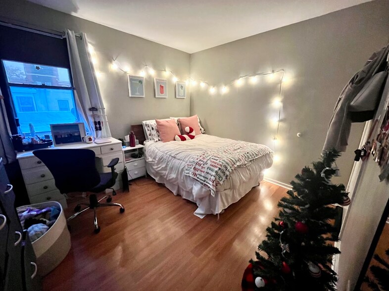 Unit 2 - Bedroom 3 - 2031 N 15th St