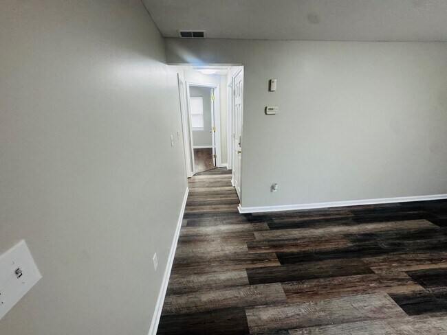 Building Photo - 20151 Crystal