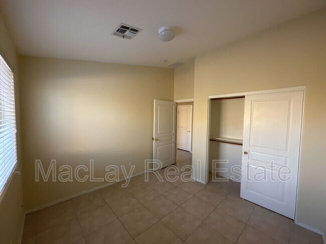 Building Photo - 10256 E Peralta Canyon Dr