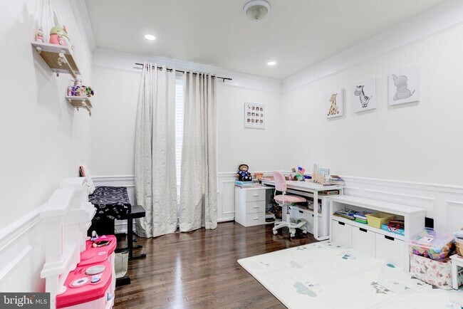 Building Photo - 22800 Bubbling Brook Dr
