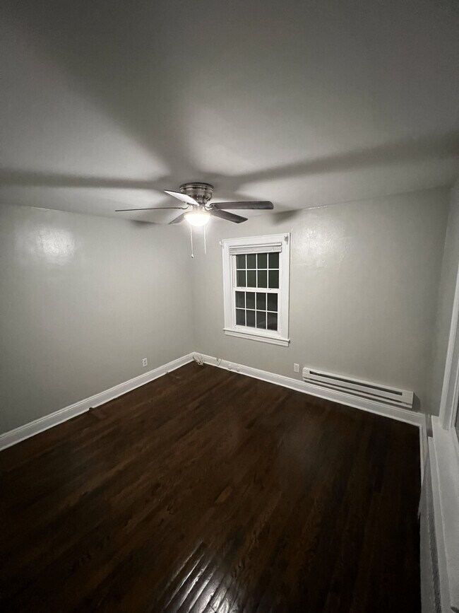 Building Photo - 1720 Burnet Ave