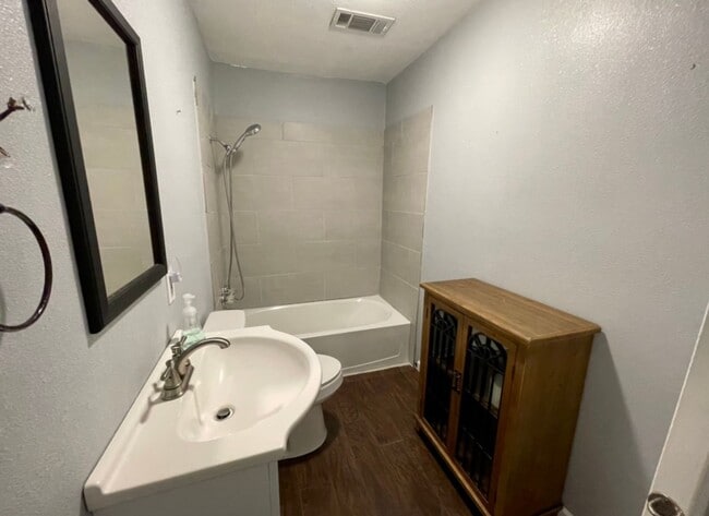 Building Photo - 2311 Ave G