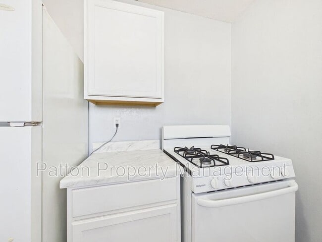 Building Photo - 3008 Westhaven Dr