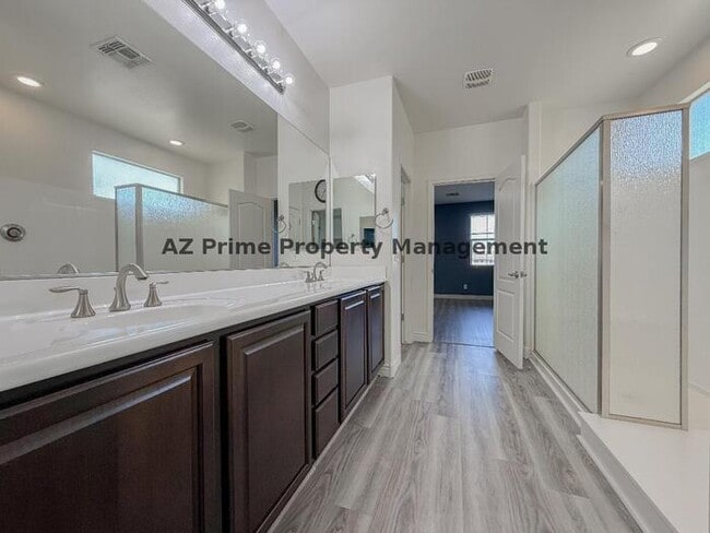 Building Photo - 18649 W Williams St