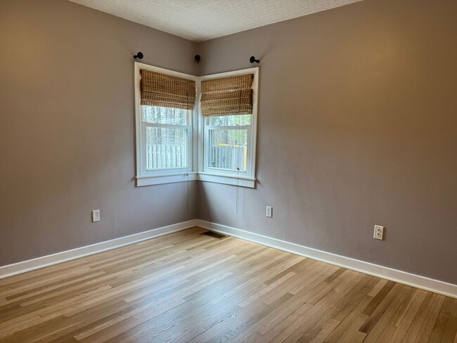 Building Photo - Single Family - Central AC, Penfield with Fairport Schools