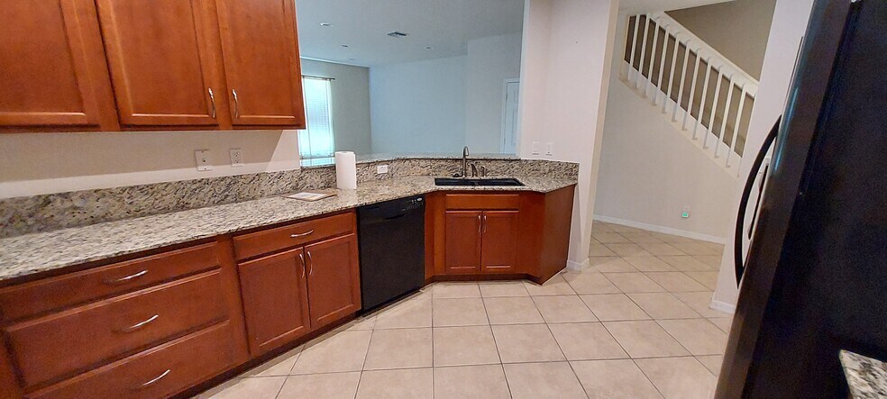 Kitchen - 1136 Cheval Dr