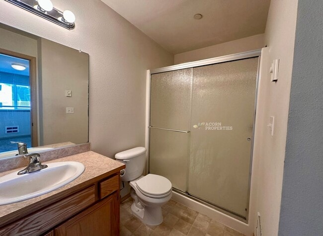 Building Photo - 1670 SW Mulberry Pl