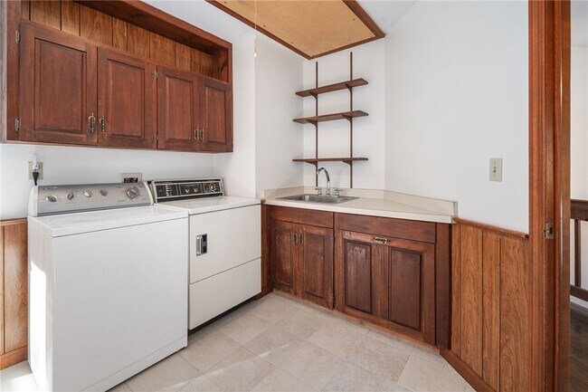 Building Photo - 52856 NY-30