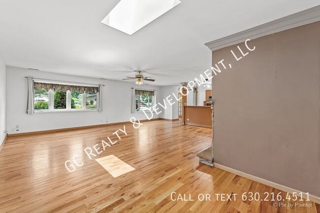Building Photo - 1123 Duxbury Ln