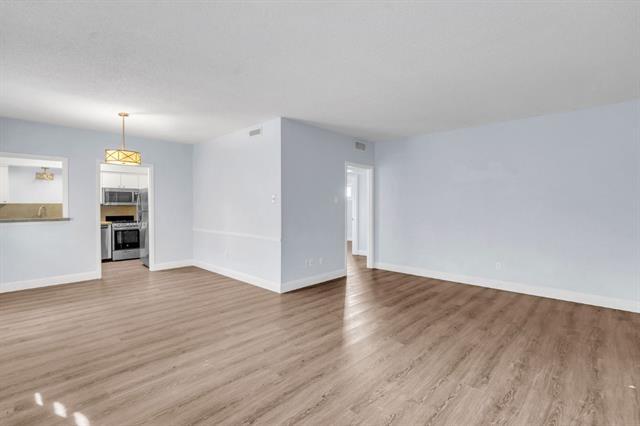 Building Photo - 6017 E University Blvd