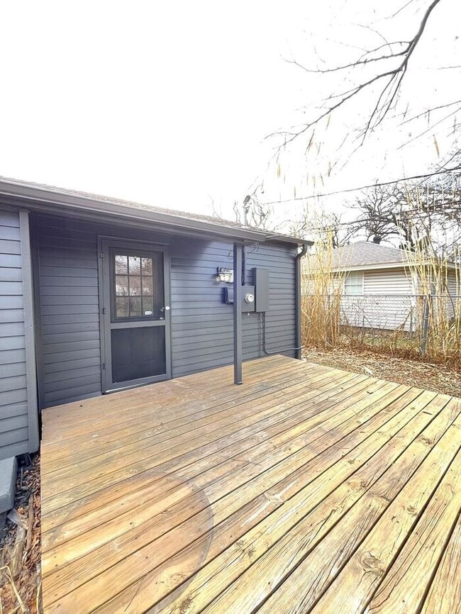 Building Photo - Cute 2 Bed 1.5 Bath in Bethany