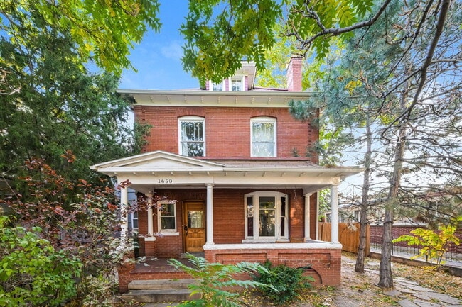 Primary Photo - 1650 N Gaylord St