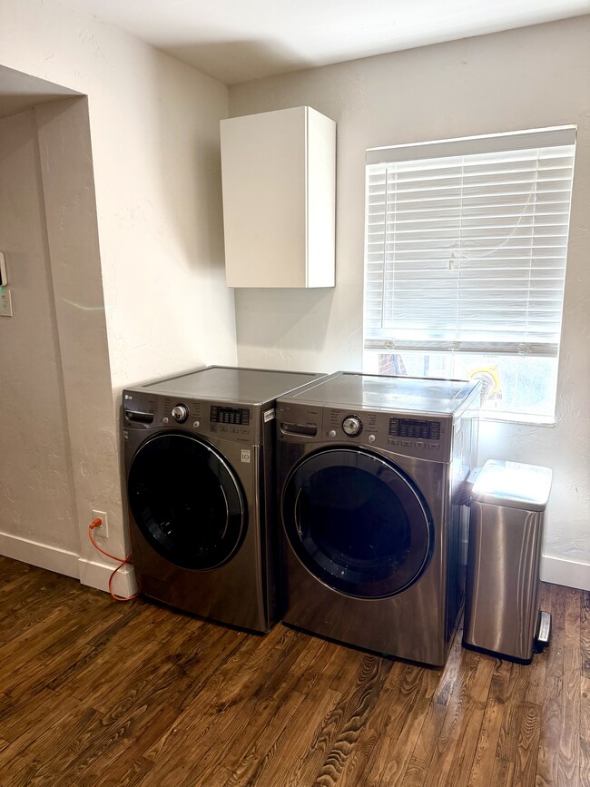 Building Photo - 1316 N 300 W