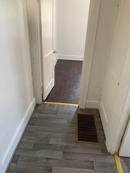 Lower Unit Hallway - 1229 Terrace Ave